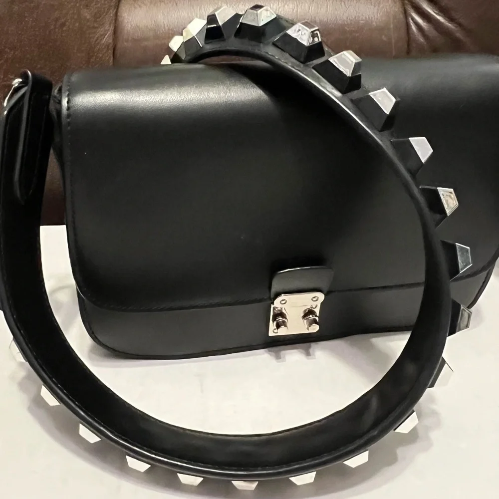 KC JAGGER Black & Silver Studded Leather Crossbody Bag - Picture 11 of 11